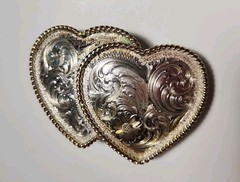 MONTANA SILVERSMITHS Double Heart Western Belt Buckle Silver-tone Gold-tone