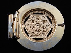 RG15119 REALLY COOL **SUN, HEART, & FLOWERS** ART FASHION GOLDTONE BELT BUCKLE