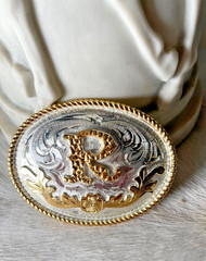 Western Initial Belt Buckle 3.5 x 2 5/8 in Oval R Silver Engraved Gold 1.75