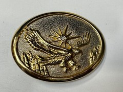 Patriotic American Eagle flying over Mountains w/ starburst Vintage belt buckle