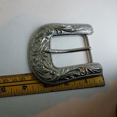 Belt Buckle Flower Design One And A Half Inch Belt 4 Cm
