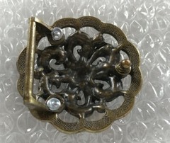 FLOWER FLORAL BRASS TONED WHORLS DECORATIVE ORANGE RHINESTONE CUTOUT BELT BUCKLE
