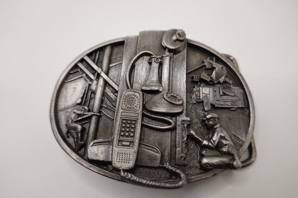 Vintage 1988 Siskiyou Telephone Lineman Heavy Duty Metal Belt Buckle USA