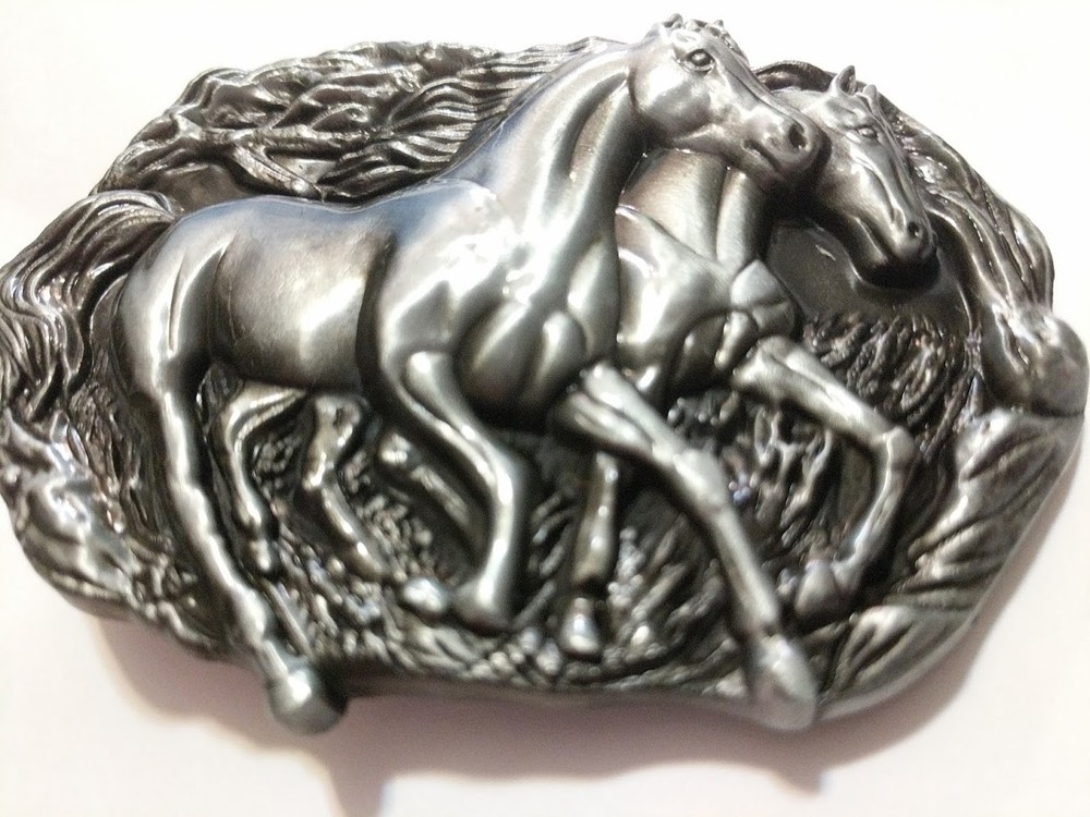 ✖ WESTERN Steer Running Horses Antique silver Cowboy Rodeo Style ✖ Belt Buckle