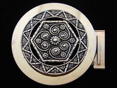 RG15119 REALLY COOL **SUN, HEART, & FLOWERS** ART FASHION GOLDTONE BELT BUCKLE