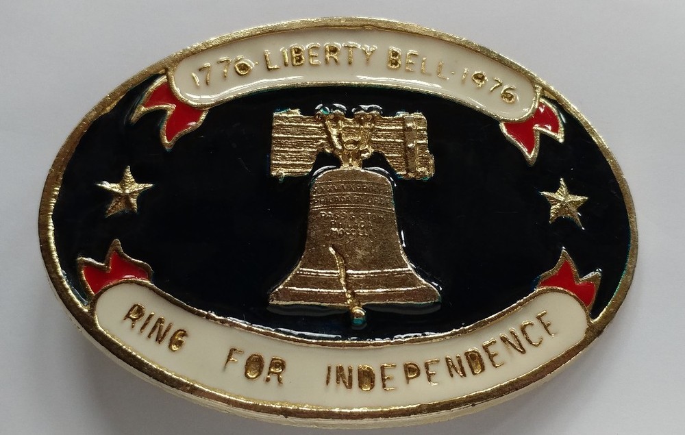 1776 1976 BICENTENNIAL LIBERTY BELL RING FOR INDEPENDENCE PATRIOTIC BELT BUCKLE