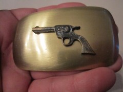 VINTAGE PISTOL DESIGN BELT BUCKLE – GW7