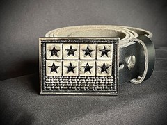 « 8 Tarnished Stars » Military Industrial Belt Buckle Black Leather Darren McNeese