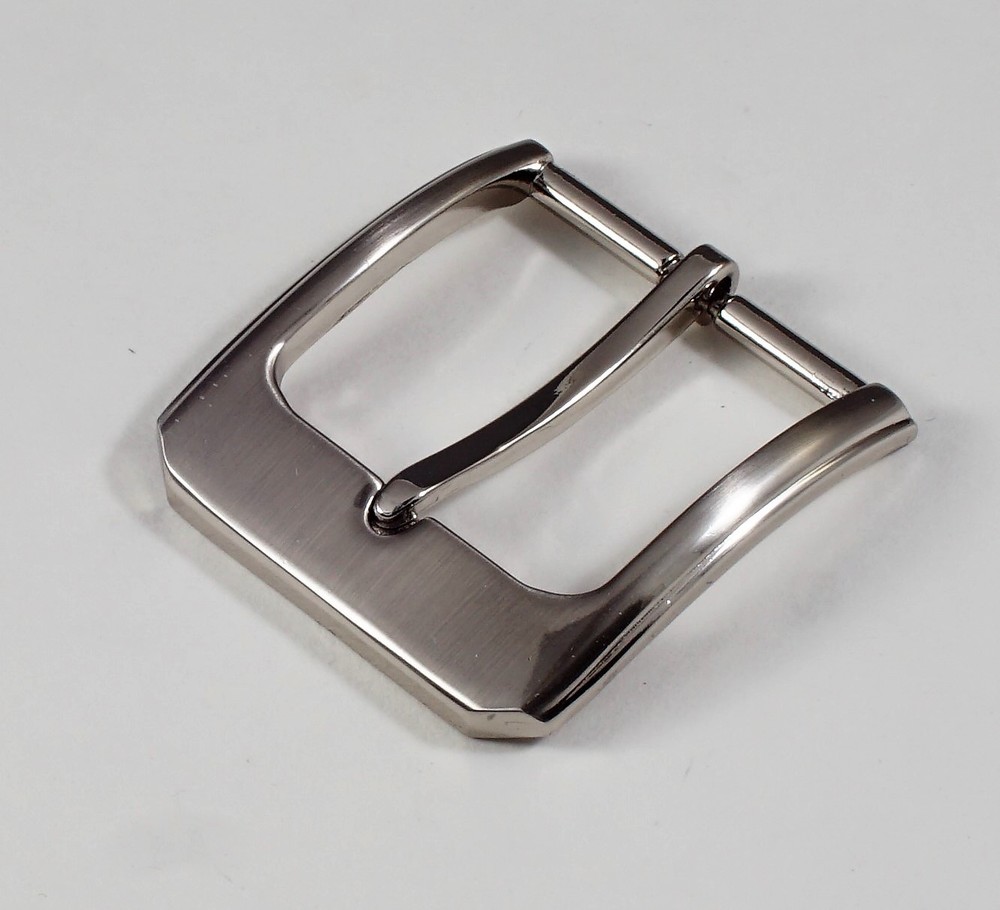 New 1 1/2&Prime; (38mm) buckle(#T7) high quality pin style brushed nickel color USA