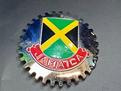 Jamaica Flag colors on Lg. silver color GEAR SHAPED SHIELD BELT BUCKLE ARTIFAKT