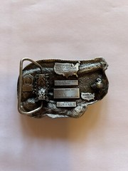 belt buckle