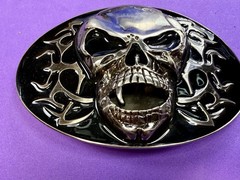 Creepy Flaming Vampire Skull with Fang Gothic Punk Pre Loved Belt Buckle