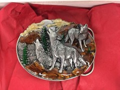Siskiyou Ornate Wolf Scene Vintage Belt Buckle 1981 Bergamot Brass Works Unique