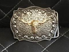 Gold-toned Long Horn Bull Head Western-style Metal Belt Buckle