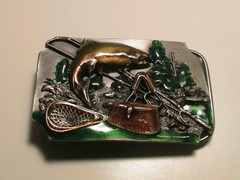 TROUT FISH 3D LOOK W/ FLY FISHING ROD & REEL NET CREEL BASKET METAL BELT BUCKLE!