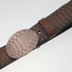 Croc Belt Buckle – Rustic Statement Accessory, Western & Vintage Style