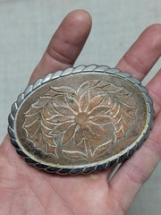 vintage DAISY belt buckle ENGRAVED western FLORAL western cowboy
