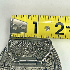 Texas Longhorn Silver & Gold Tone Oval Belt Buckle 2 1/2&Prime; x 3&Prime; Belt 1-1/4&Prime;