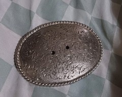 Vintage 1995 Oval Engraved Silver-Tone Belt Buckle – Blank Canvas