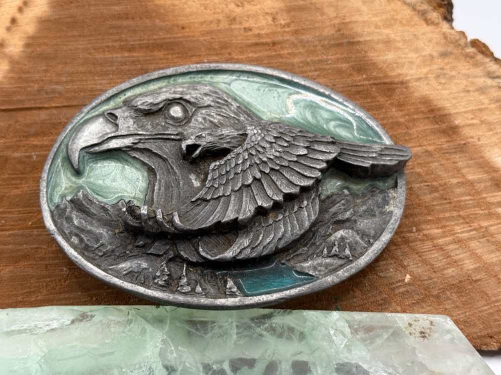 Vintage 1988 Siskiyou Pewter Eagle and Hawk Belt Buckle 3.25&Prime; x 2.75&Prime;–1202.25