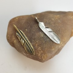 40*8mm Feather Charm Unique Pendants Jewelry Necklace DIY #SALES lot