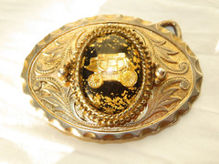 Belt Buckle Western Style Gold Tone Oval Stage Coach Gold Flake Inlaid Vintage