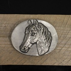 Horse Head Belt Buckle With Detailed Design In Antique Silver Finish