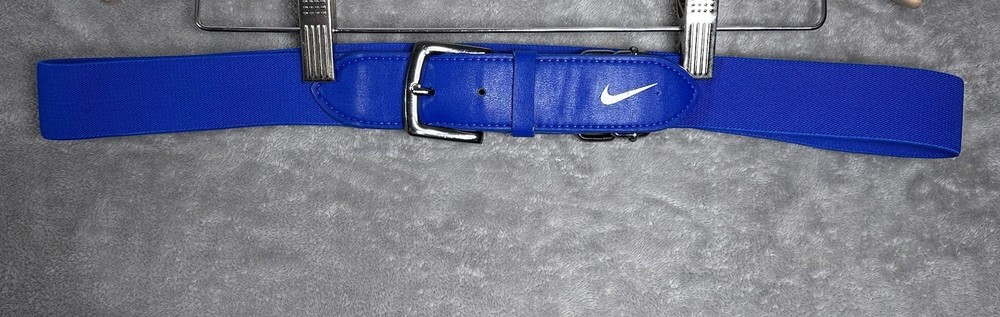 NIKE Men&rsquo;s Bright Blue Solid Color Silver Buckle Modern ONE SIZE Adjusts Max 40&Prime;