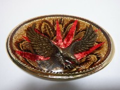 1980s EAGLE with REAL FEATHERS BELT BUCKLE MADE USA GOLD METAL RESIN VINTAGE #6