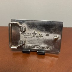 Country Leather Canada 2007 Checkers Belt Buckle Red Black
