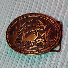 Men&rsquo;s Oval Metal Western Belt Buckle Engraved Bird Reeds Bronze 1.5&Prime;