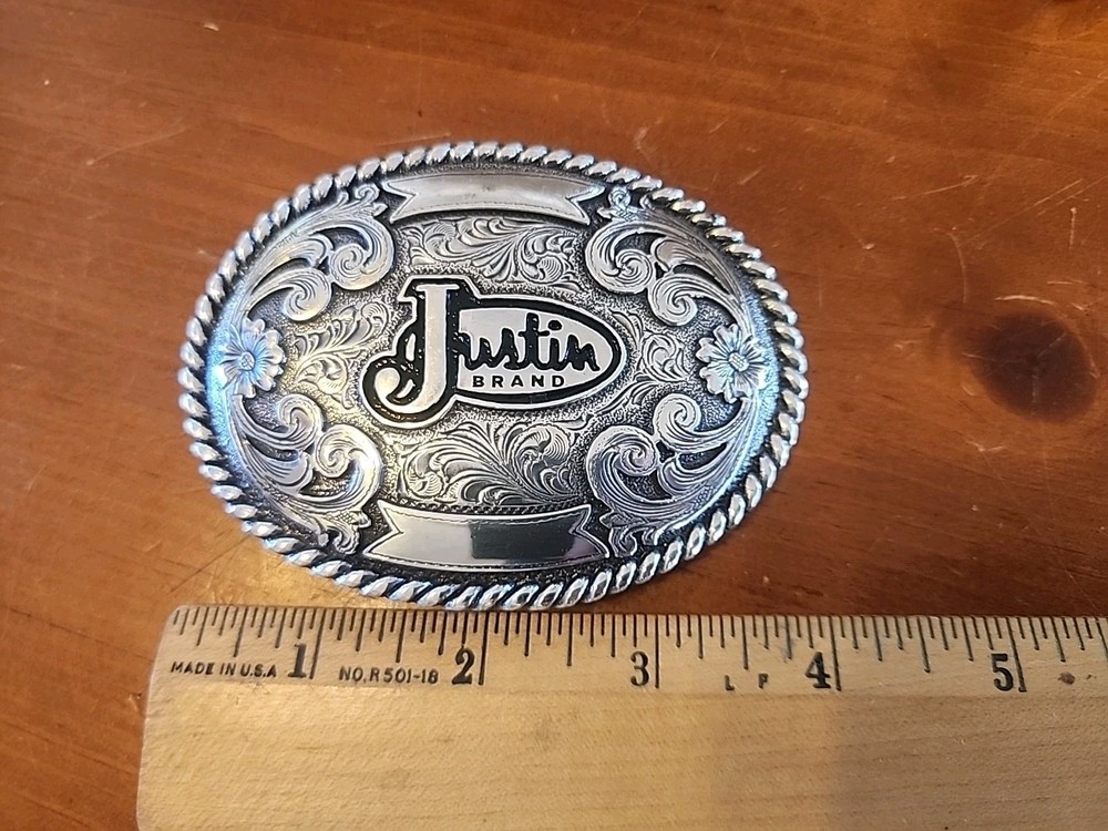 Justin Boots Brand – Belt Buckle Fillagree Engraved Scroll Work Oval Nice