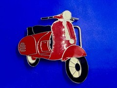 Red & Black White Vespa Classic Scooter Motorcycle Design NOS Belt Buckle