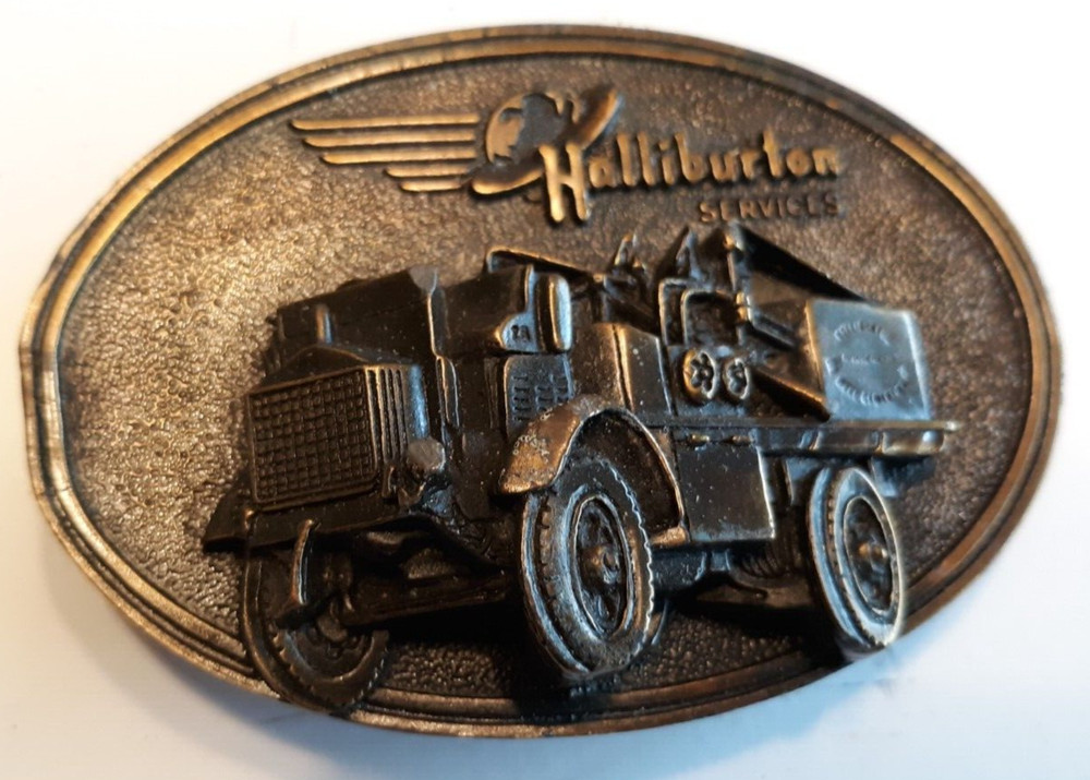 Belt buckle 3-D Halliburton Services 1916 pumper truck by General Graphics 3.35&Prime;