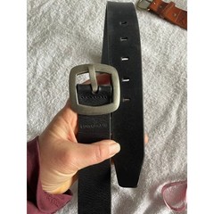 Calvin Klein Black Smooth Genuine Leather Silver Buckle Belt Size Medium unisex