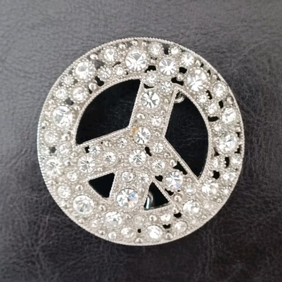 Silver Rhinestone Peace Sign Western Belt Buckle for Women, Metal, Shiny Round