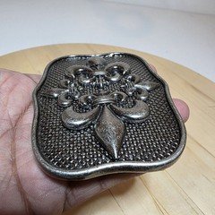 Four Fleur-de-Lis motifs belt buckle antique dark silver finish rectangular shap