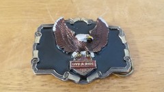 vtg THE GREAT AMERICAN BUCKLE CO Eagle America gun BELT BUCKLE —Live & Ride—