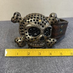 Skull Pirate And Crossbones With Black Stones Metal Belt Buckle W/Leather Belt