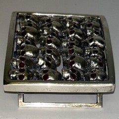 soffer ari belt buckle 925 silver with ruby gemstones in skull eyes