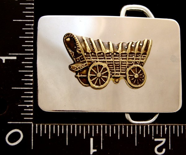 MG12108 VINTAGE ***COVERED WAGON*** POLISHED SILVERTONE BELT BUCKLE