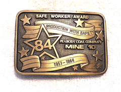 CLASSIC BELT BUCKLE SAFE WORKER AWARD PRODUCTION PEABODY COAL CO 1951-1984 BB12