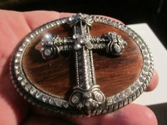 RELIGIOUS CROSS WITH CRYSTALS WOOD BASE THEME BELT BUCKLE HEAVY – GW-17