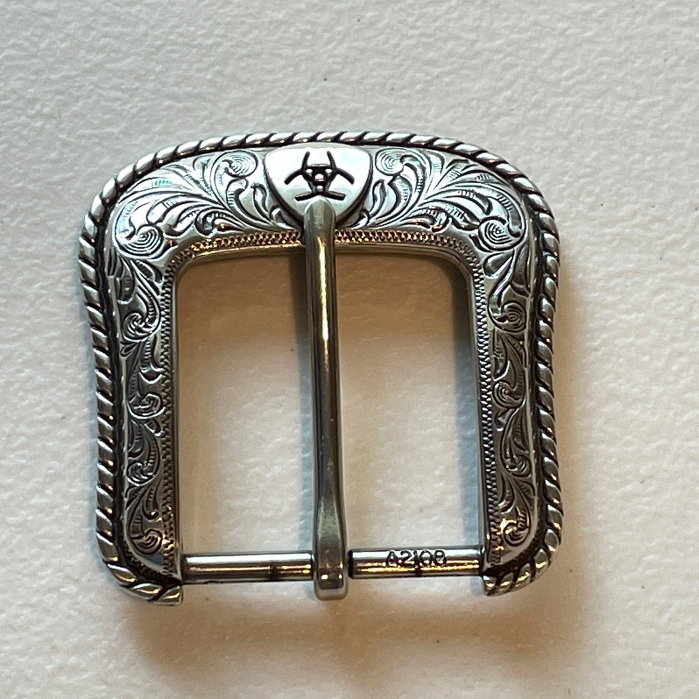Ariat Western Belt Buckle Filigree Scroll Logo Silver Toned Rope Edge A2108