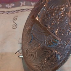 Gist Men&rsquo;s Western Oval Belt Buckle Eagle Floral Engraved 2-Tone 1.5in