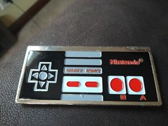 Official Classic Nintendo Brand NES Controller Metal Belt Buckle 2008