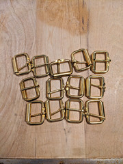 Lot of 13 Metal Roller Belt Buckles Center Bar 1.5 in Leathercraft