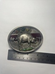 1987 BELT BUCKLE VINTAGE PIG IN PIGPEN C&J INC. MADE IN USA Farmers Farming Hog