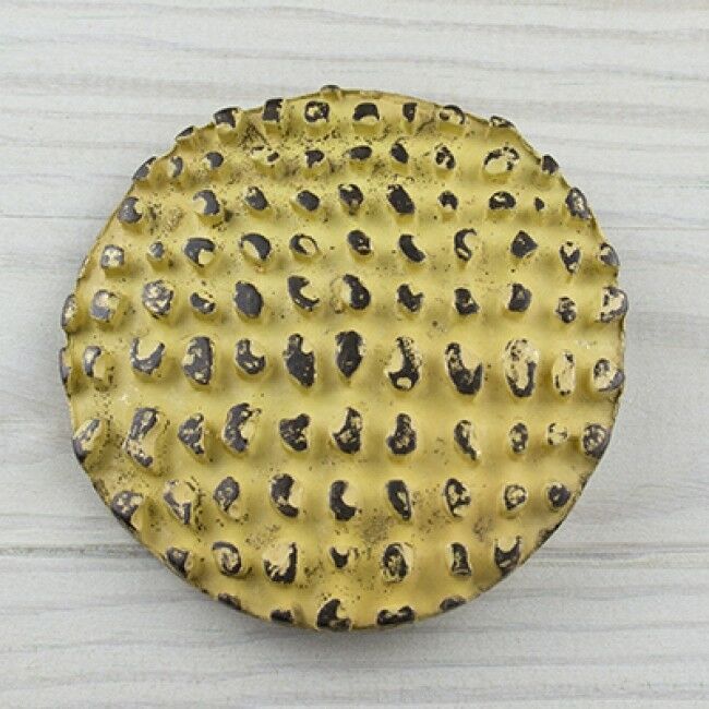 Studded relief circle round belt buckle gold removable clasp gs5266