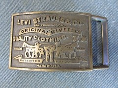 Vintage 1970s LEVI STRAUSS CO Brass Belt BUCKLE with GREAT GRAPHICS !!